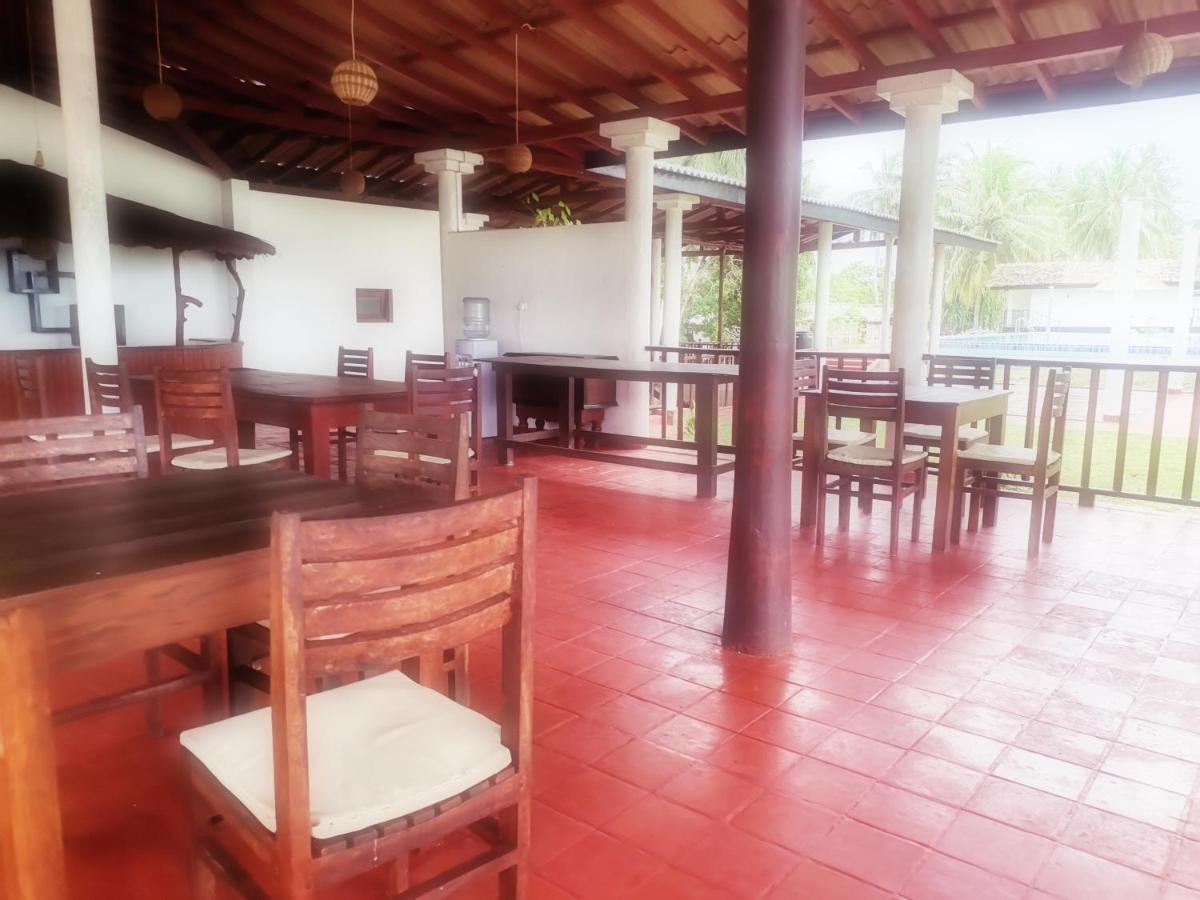 Helios Beach Resort Tangalle Εξωτερικό φωτογραφία