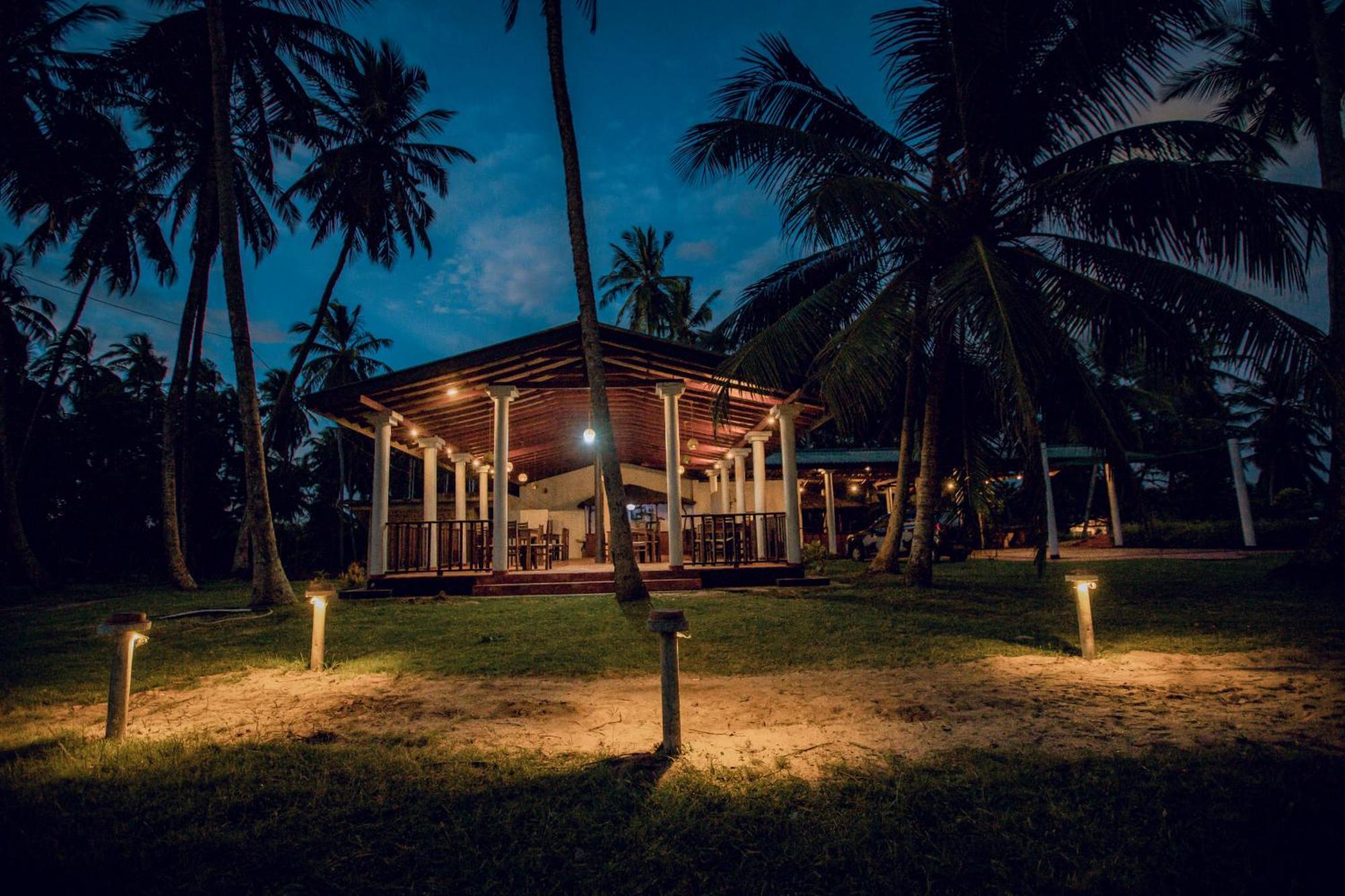 Helios Beach Resort Tangalle Εξωτερικό φωτογραφία