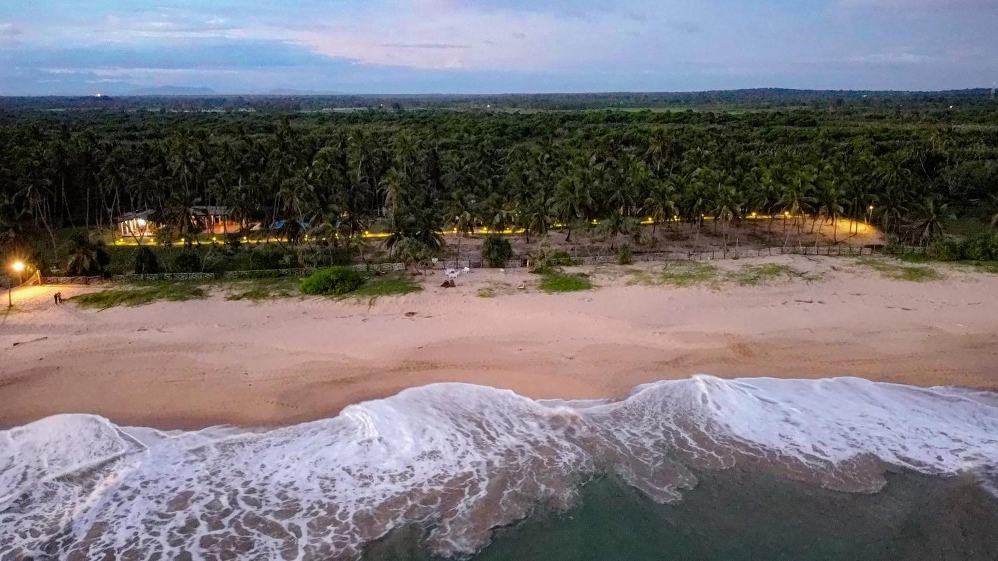Helios Beach Resort Tangalle Εξωτερικό φωτογραφία