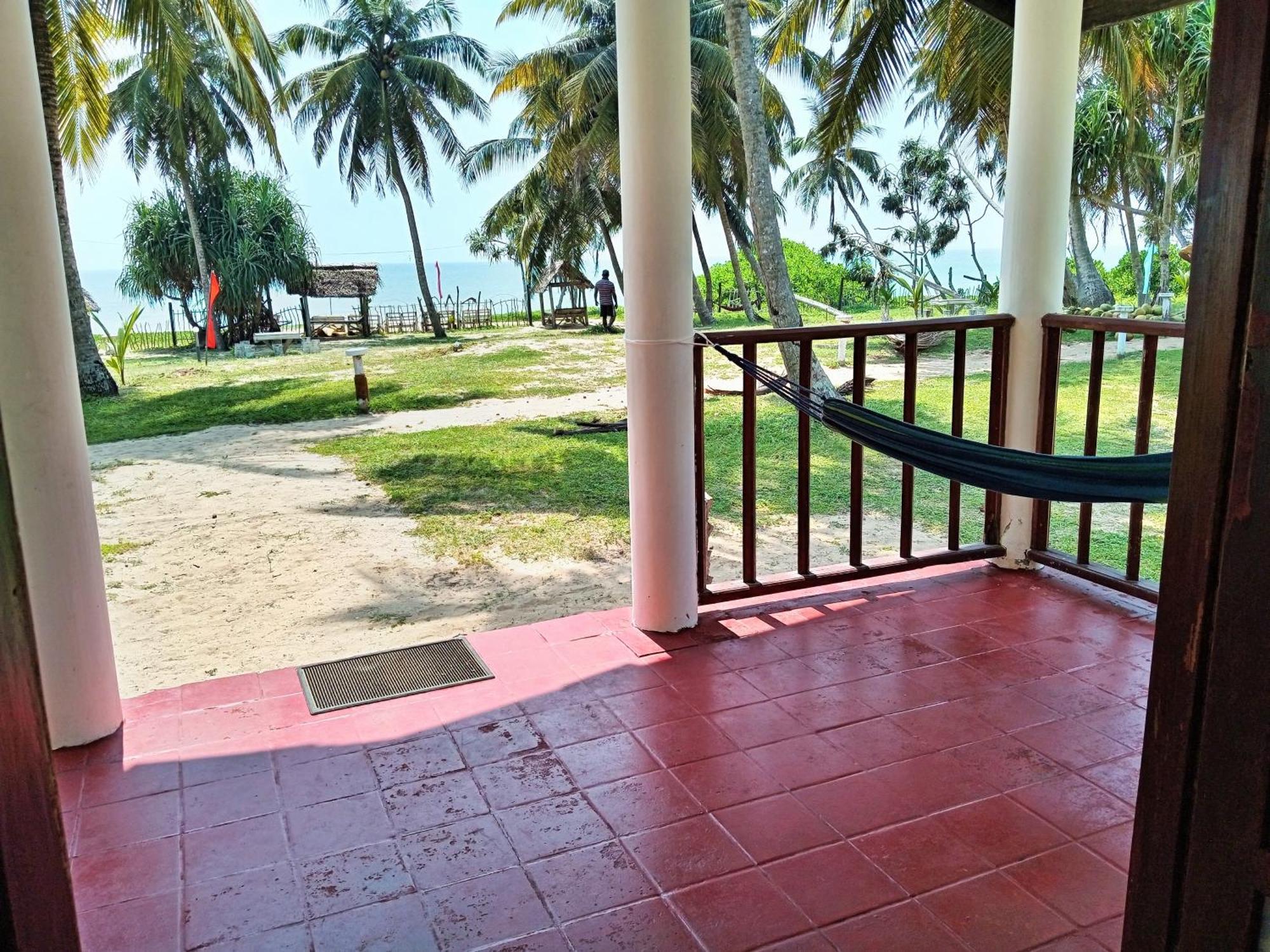 Helios Beach Resort Tangalle Εξωτερικό φωτογραφία