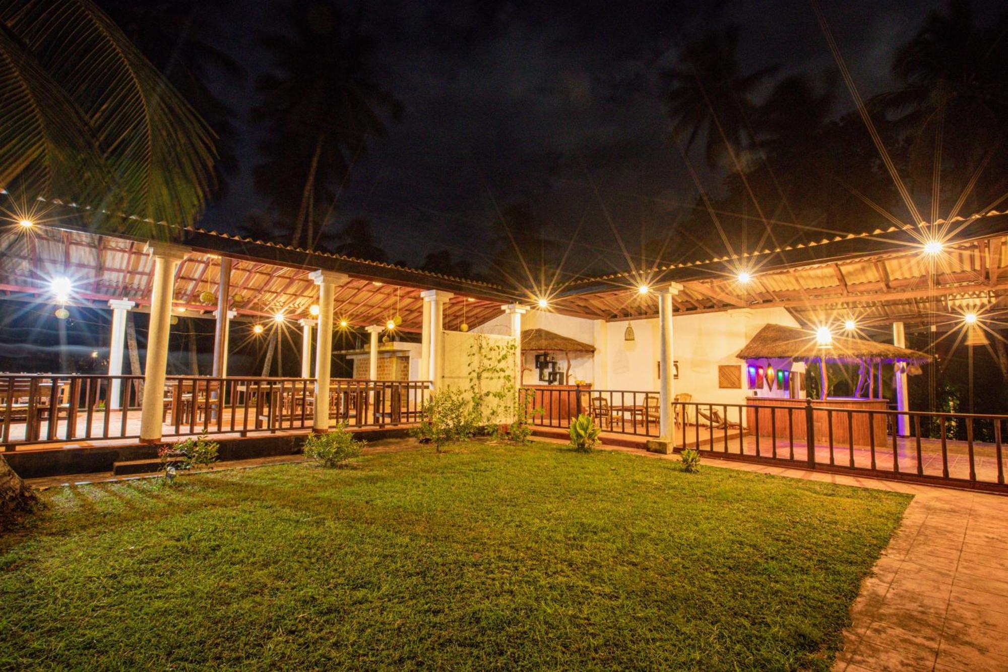 Helios Beach Resort Tangalle Εξωτερικό φωτογραφία