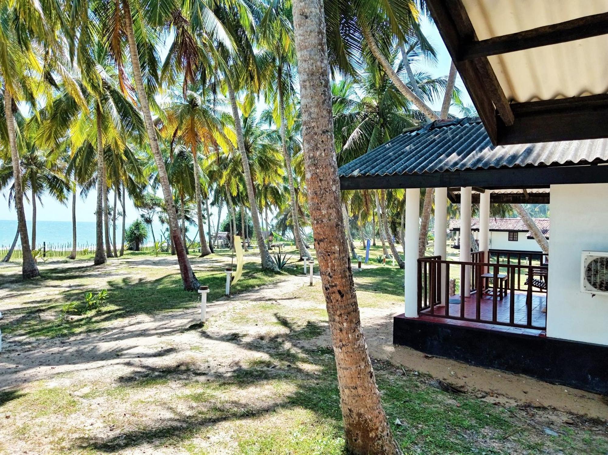 Helios Beach Resort Tangalle Εξωτερικό φωτογραφία