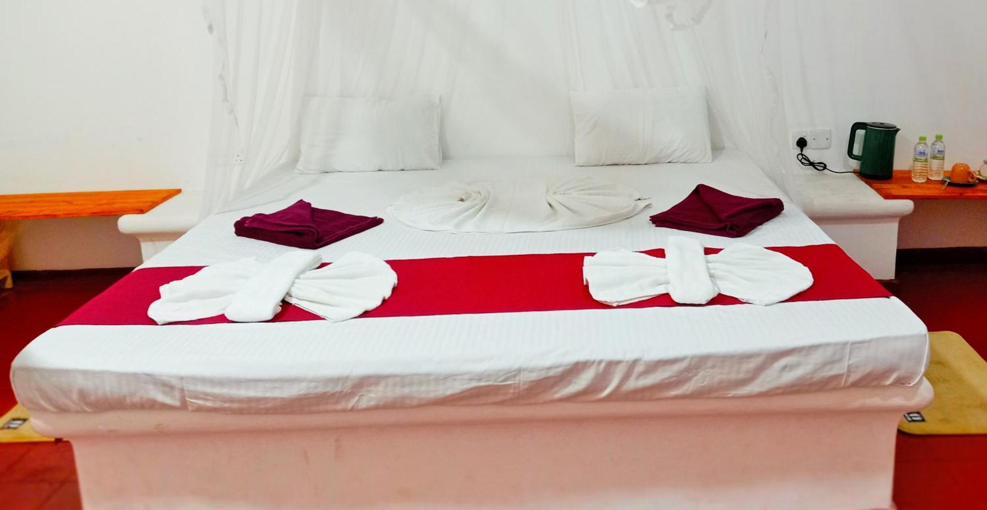 Helios Beach Resort Tangalle Εξωτερικό φωτογραφία