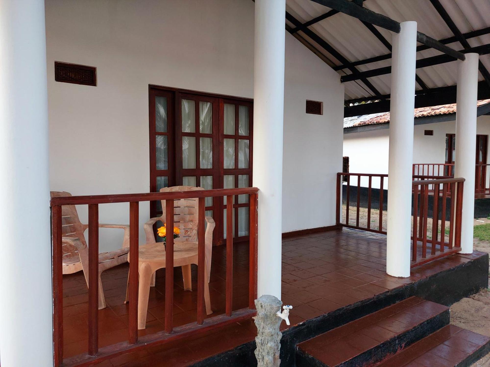 Helios Beach Resort Tangalle Εξωτερικό φωτογραφία